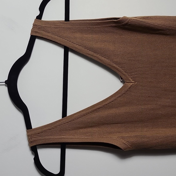 HOUSE OF HARLOW 1960 Sleeveless Dress With Side Slit in Tan Size Small - Picture 9 of 14